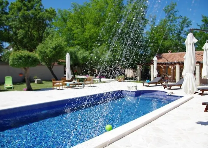 Сasa de vacaciones Family Friendly House With A Swimming Pool Dracevac Ninski, Zadar - 25229 *