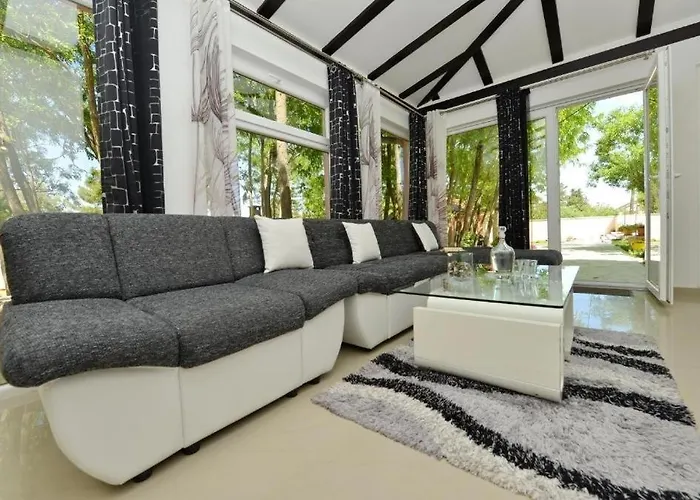 Family Friendly House With A Swimming Pool Dracevac Ninski, Zadar - 25229 Сasa de vacaciones Dracevac Ninski