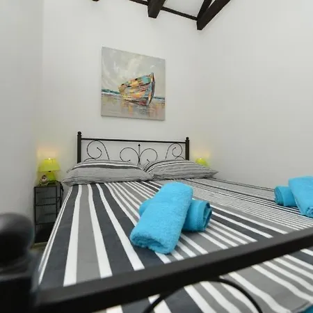 Nyaraló Family Friendly House With A Swimming Pool Dracevac Ninski, Zadar - 25229 *